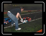 HPIM9647 * Babbes macht Helfer für Robert Hochheim * 2592 x 1936 * (1.74MB)