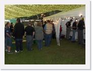 HPIM3451 * Anstehen zum Essen fassen * 2592 x 1936 * (1.73MB)