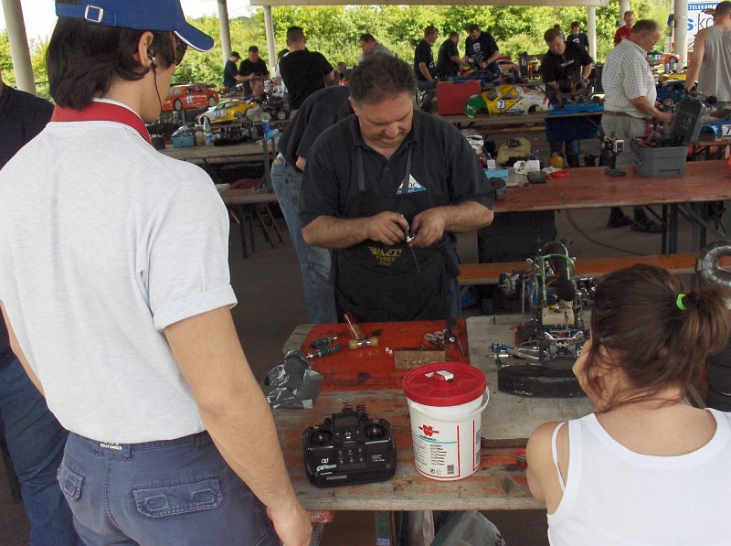 HPIM0382.JPG - Gabriele Piana (v.l.) - Ein Italiener  mit Knüppelsteuerung