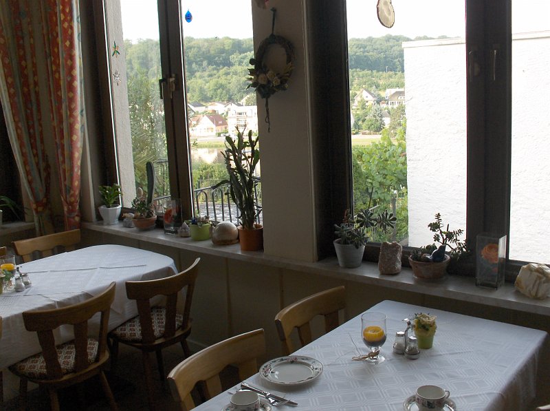 HPIM0395.JPG - Hier hätte ich mein Frühstück einnehmen können ... war aber einfach zu früh!