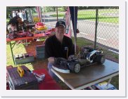 HPIM6979 * Wie immer ein freundlicher Nachbar in der Boxengasse: Hans Galey * 2592 x 1936 * (2.65MB)