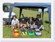 HPIM7240 * Das obligatorische MoepMoep-Racing Teamfoto * 2592 x 1936 * (2.67MB)